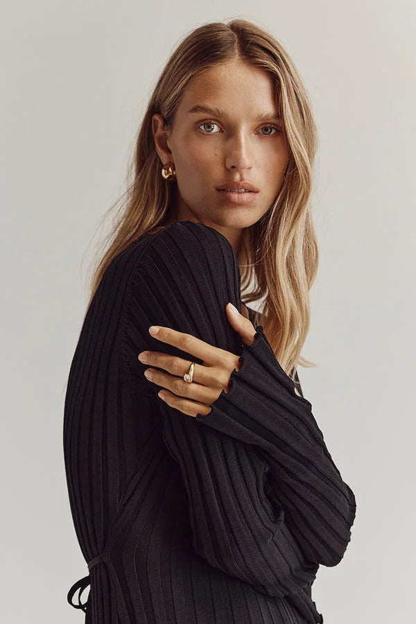 Carilyn - Long Sleeve Midi Dress
