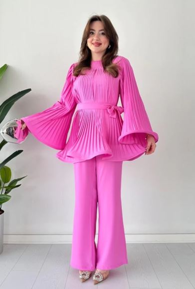 Antonia - Pleated flared top and pants