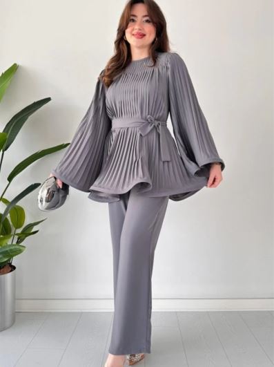 Antonia - Pleated flared top and pants