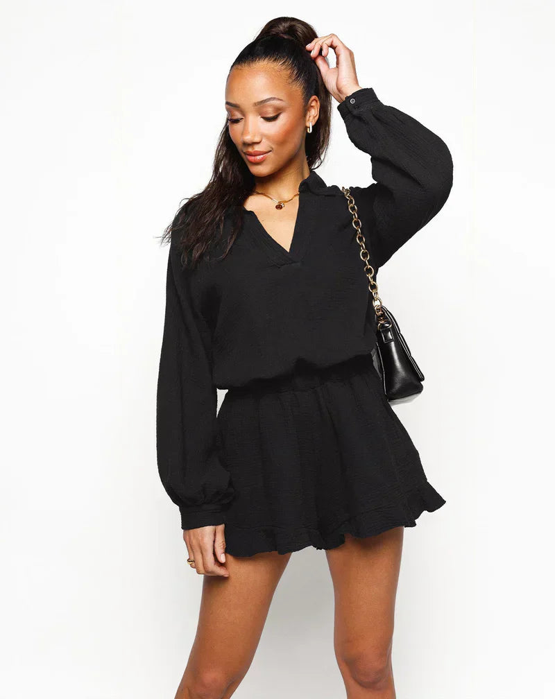 Mia | - Women's classic V-neck blouse