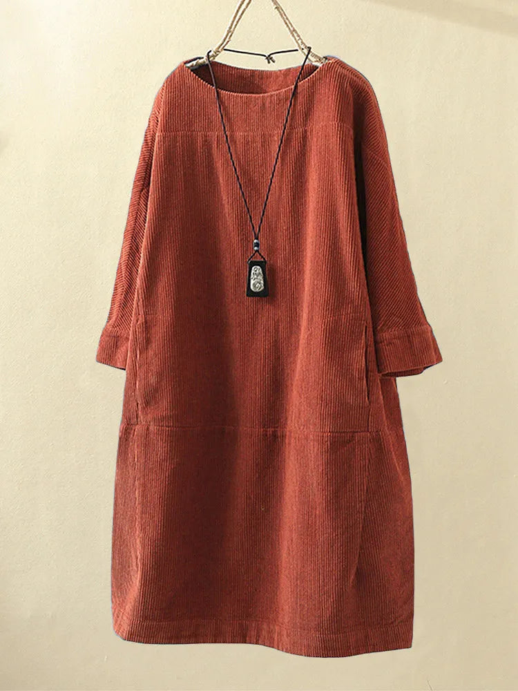 Women's Corduroy Dress with 3/4 Sleeves: Vintage Casual Oversized Dress, Autumn & Winter Long-Sleeve Dress with Round Neck