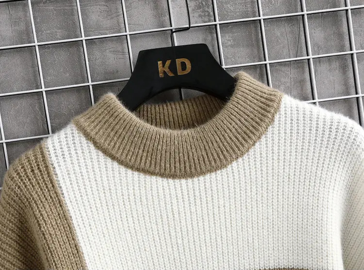 Oscar Color Patch Sweater - Fashionable Knitted Sweater
