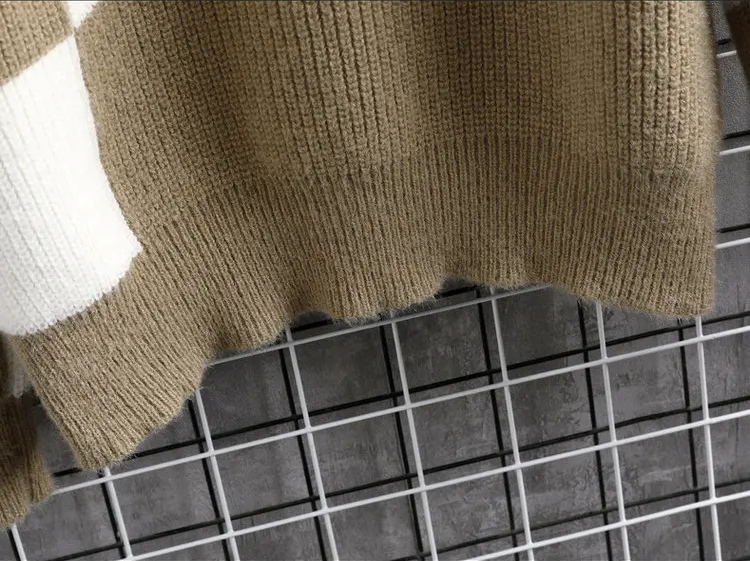Oscar Color Patch Sweater - Fashionable Knitted Sweater