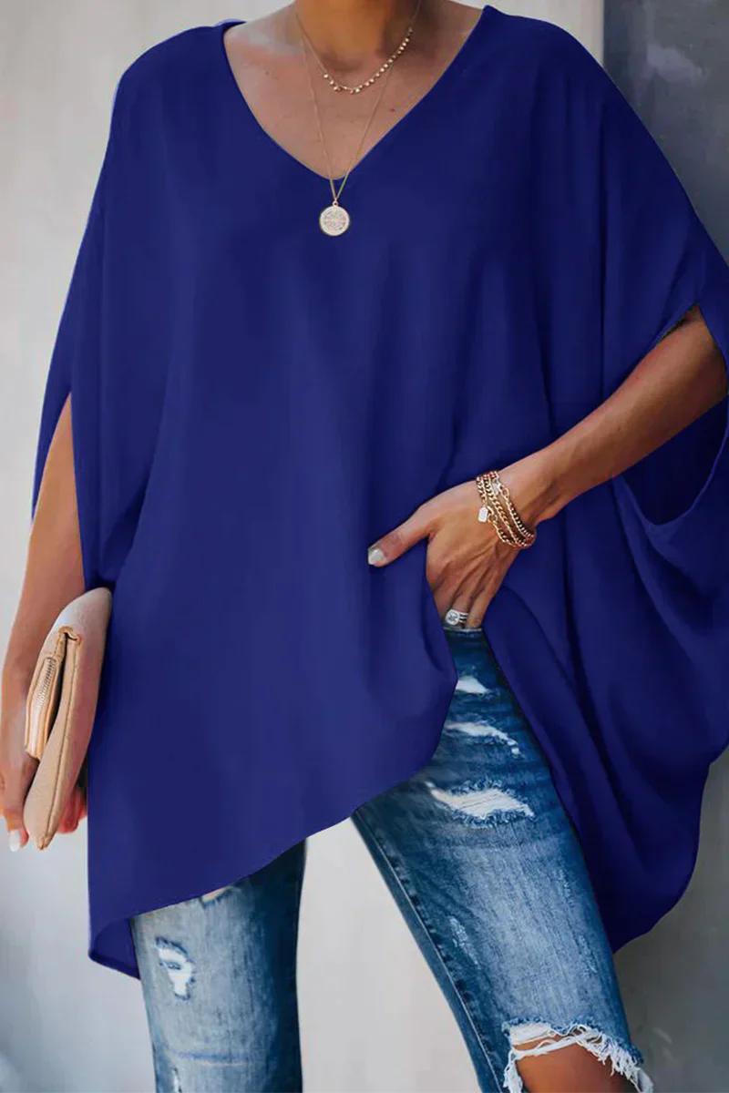 Elegant loosely cut blouse for spring/summer