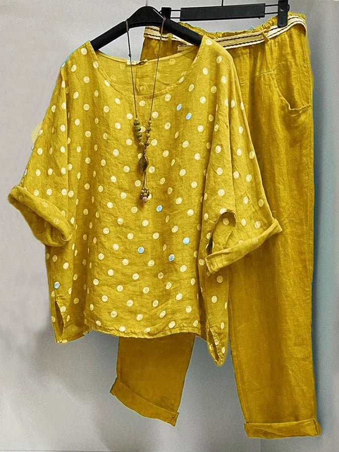 Thessa - Ladies fashion with polka dot print set