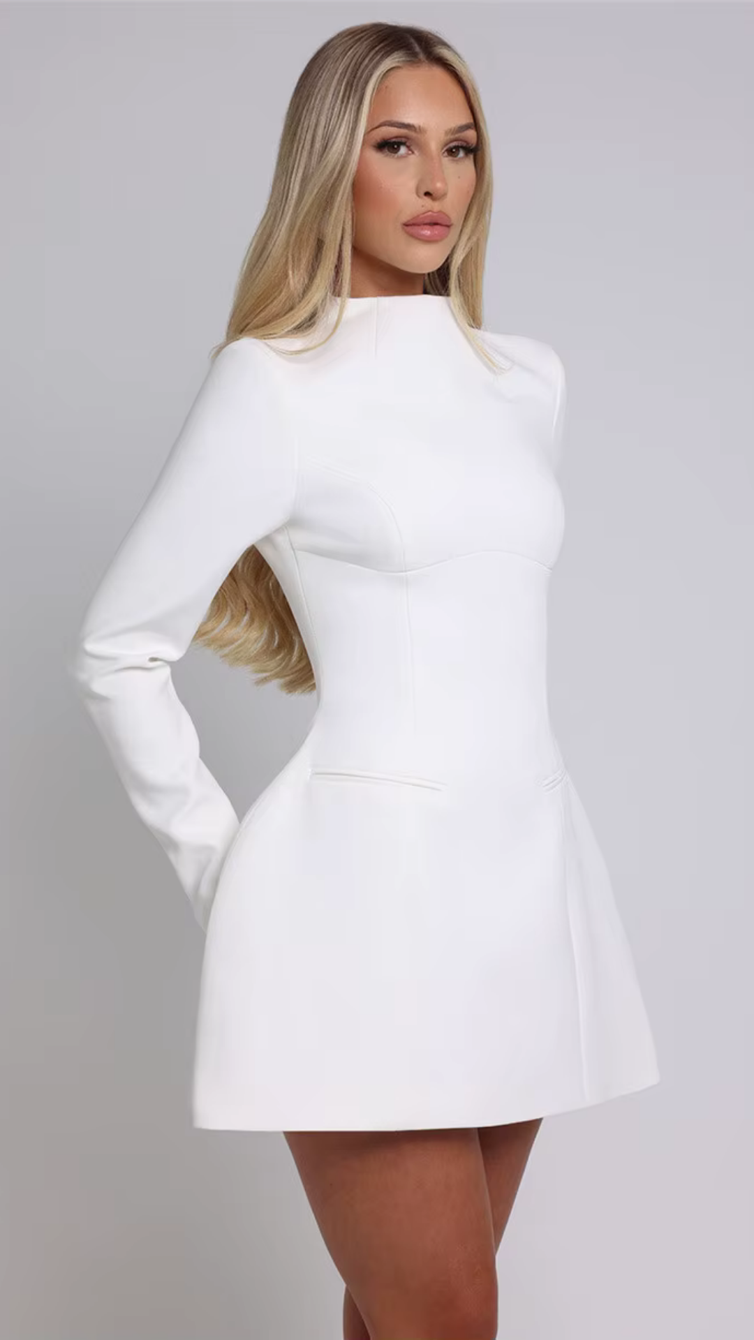 Eleanor - Elegant Mini Dress with Long Sleeves