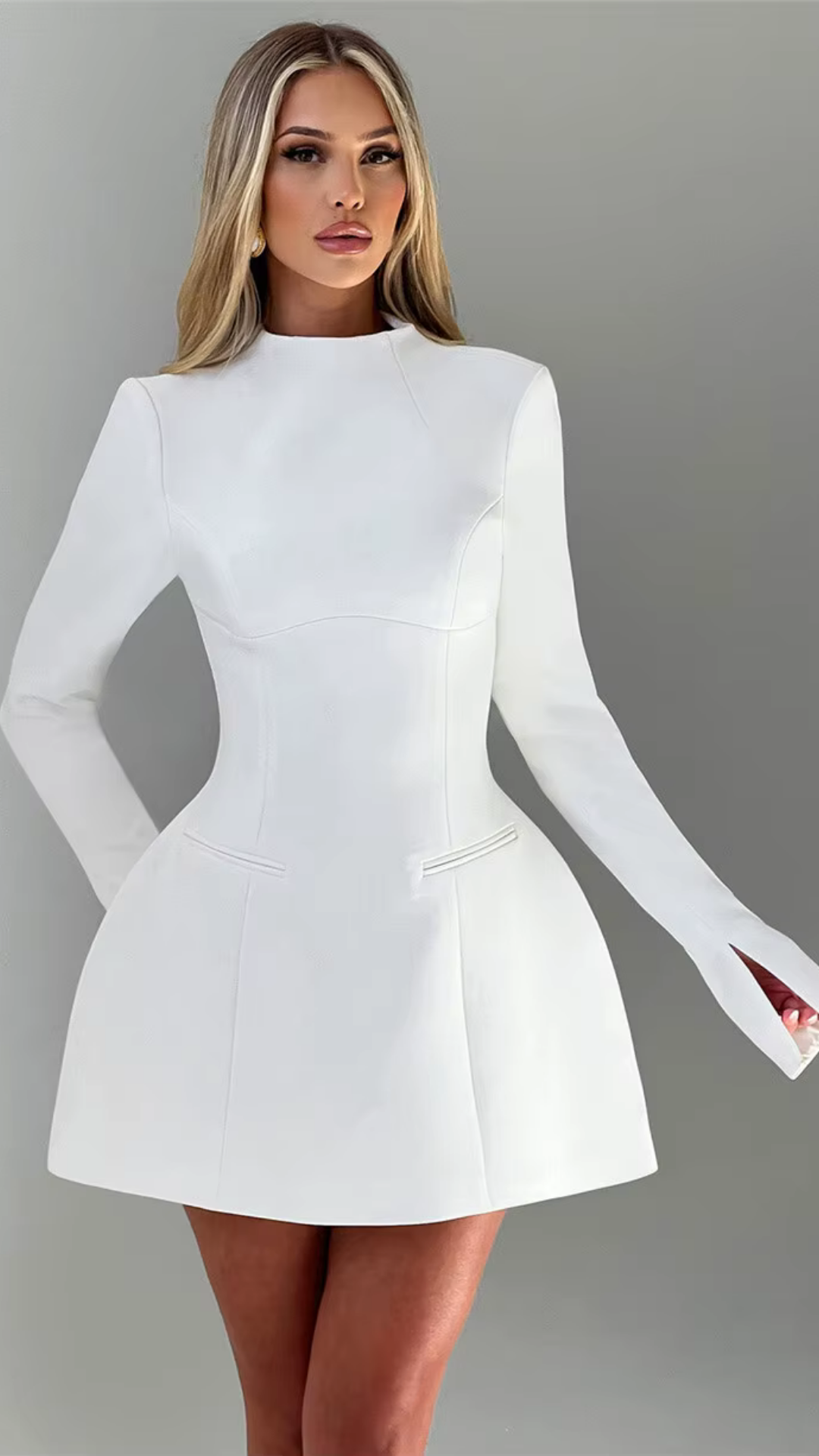 Eleanor - Elegant Mini Dress with Long Sleeves