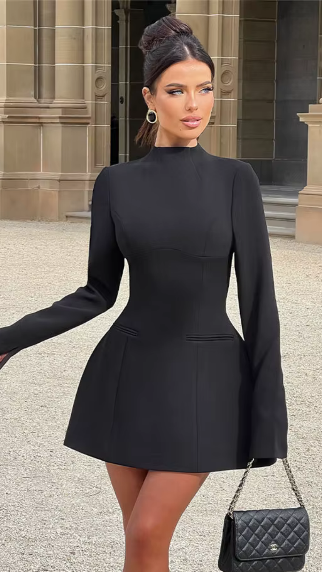 Eleanor - Elegant Mini Dress with Long Sleeves