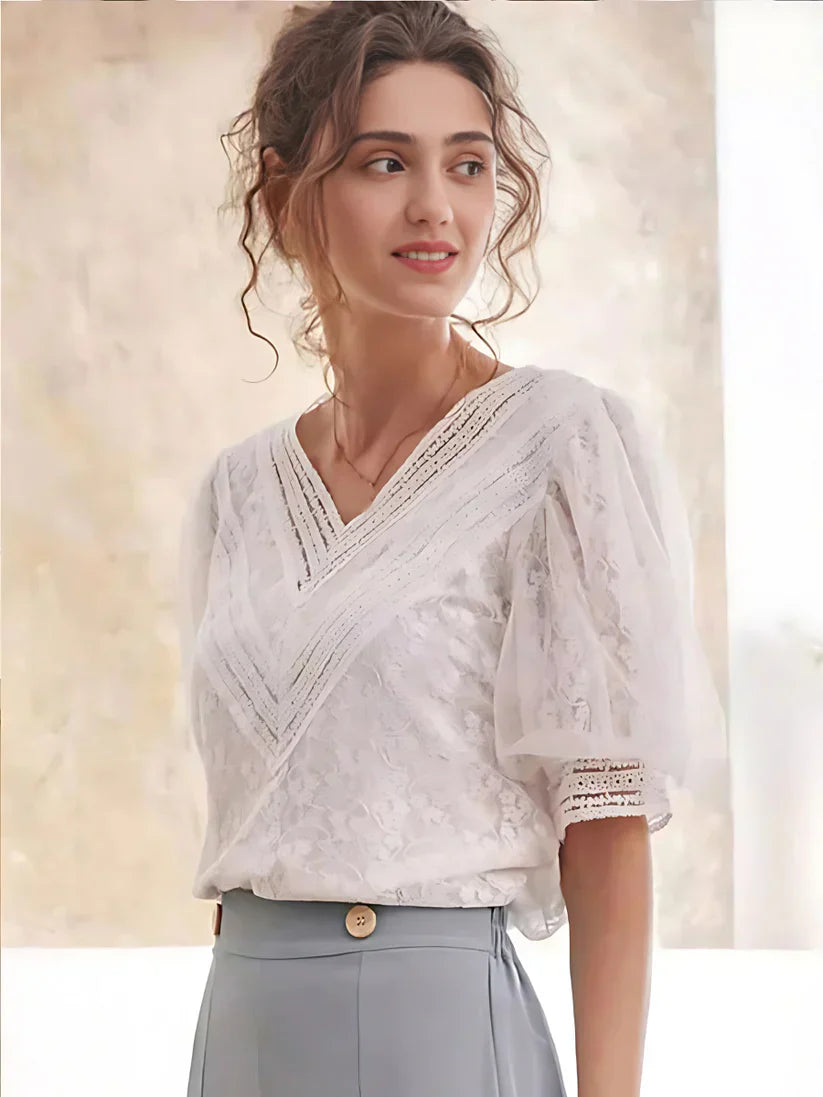Mabel - Retro lace blouse with puff sleeves