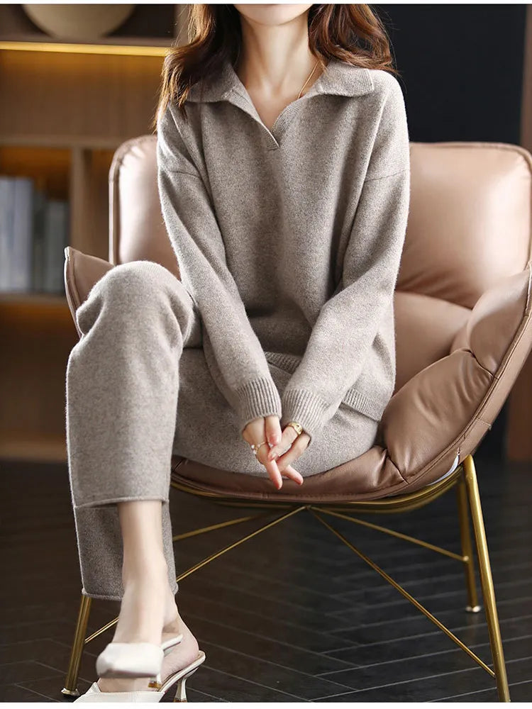 Corene - 2-piece set women's oversized tracksuit, sweater with polo collar and pants