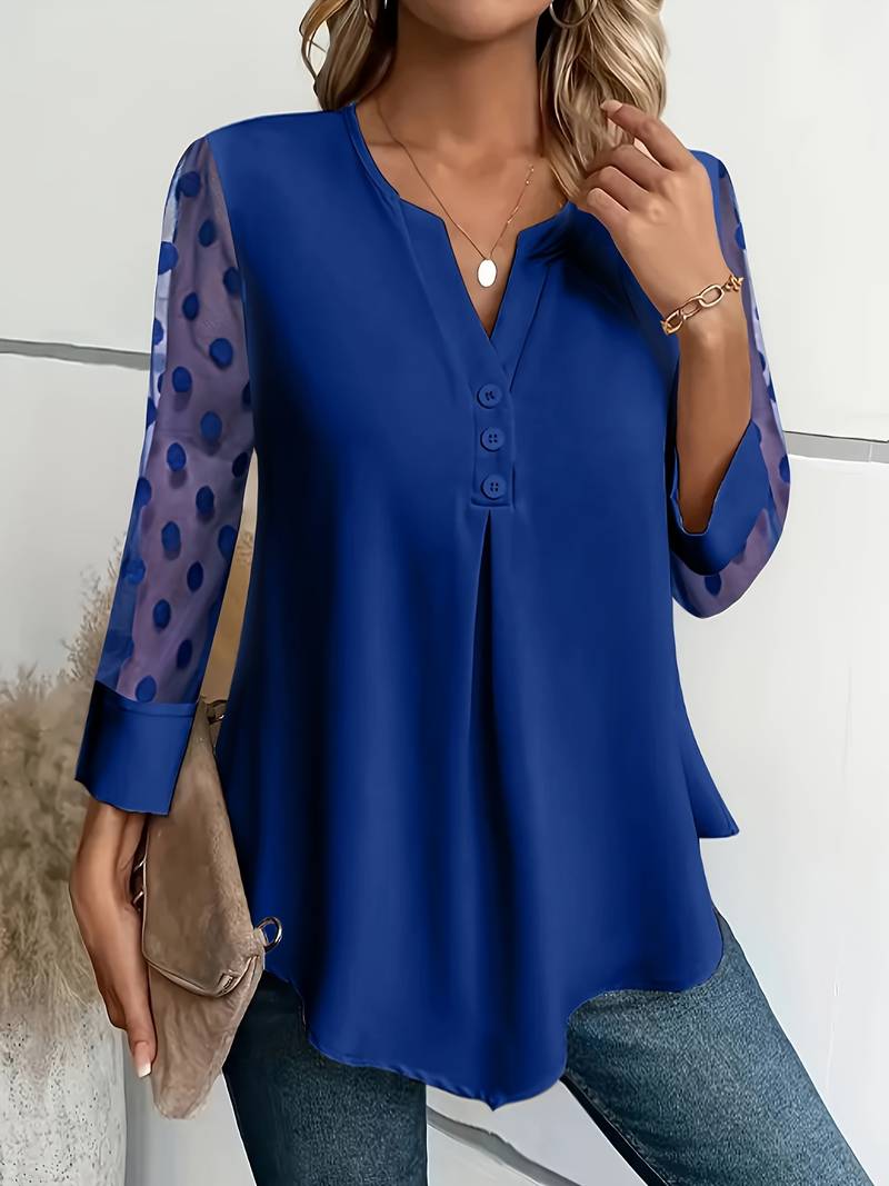 Samantha – Elegant long-sleeve top with pleated neckline