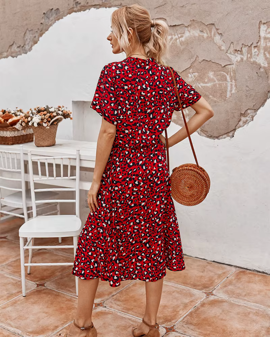Cecilia - Trendy Dress with Flowing Fit for Sunny Days