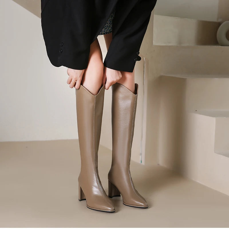 Callie – Stylish Knee-High Riding Boots for Women