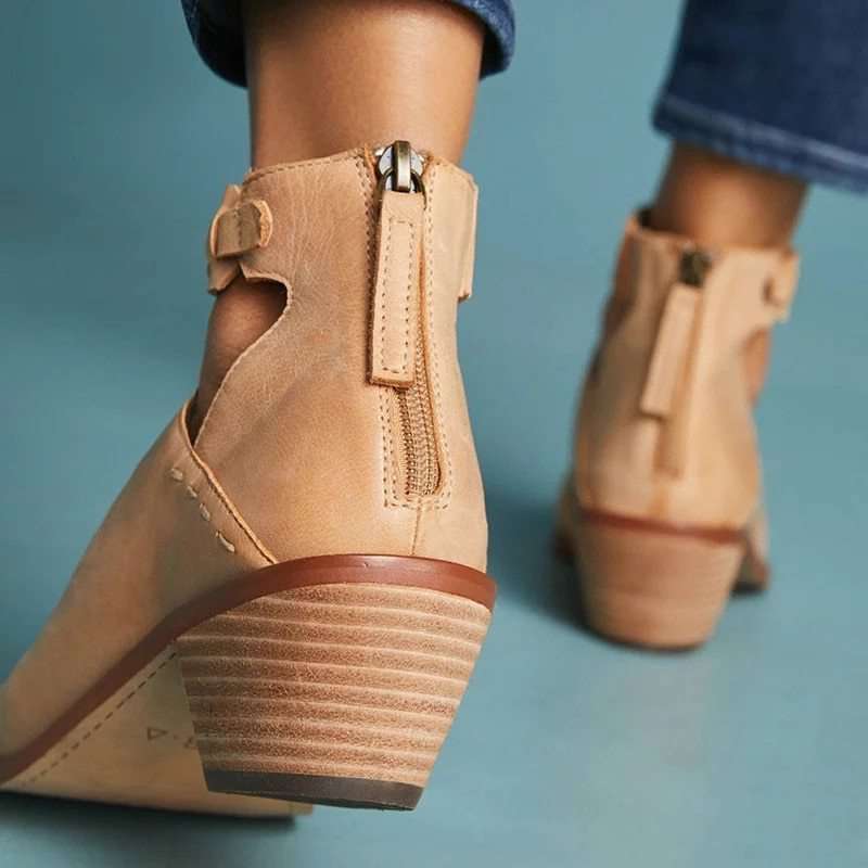 Donatella – Orthopedic Shoes for women