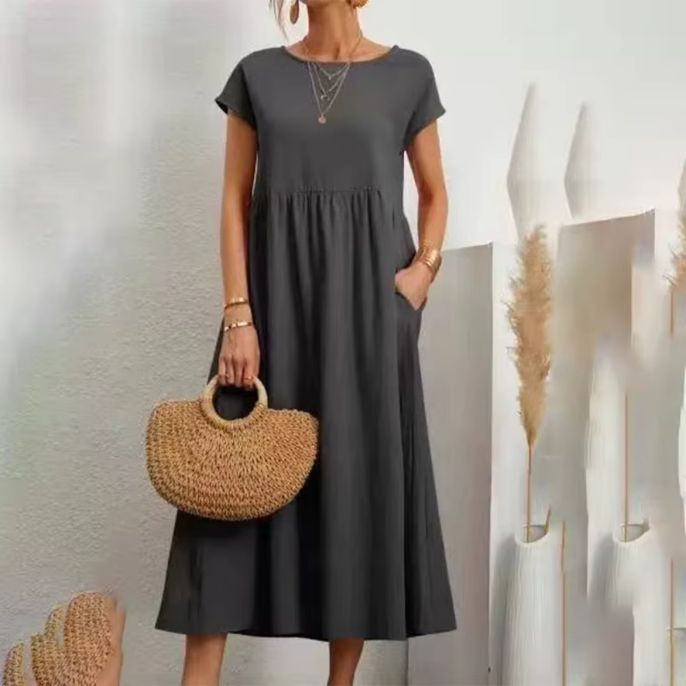 Munia - Minimalist, Feminine, and Comfortable - Casual Dress