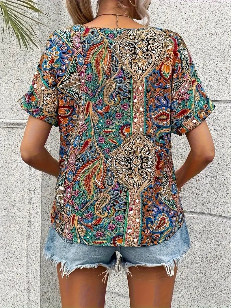 Elizabeth – Elegant blouse with paisley print and V-neck