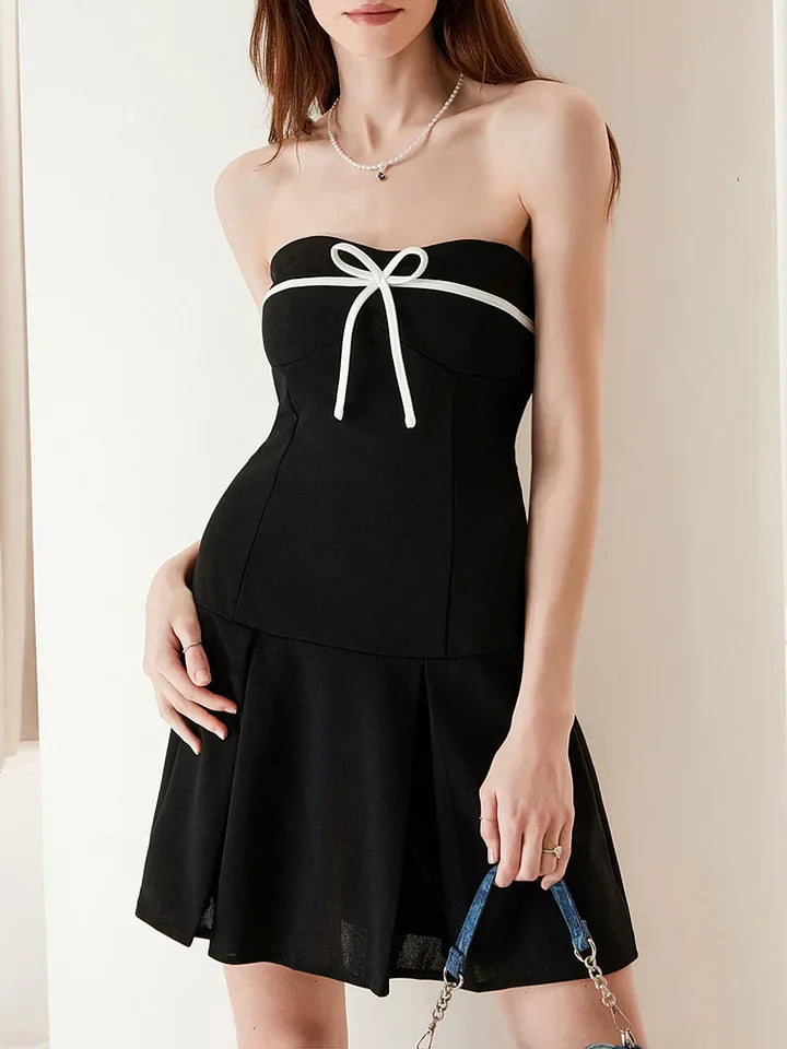 Camilla - Mini dress with bow