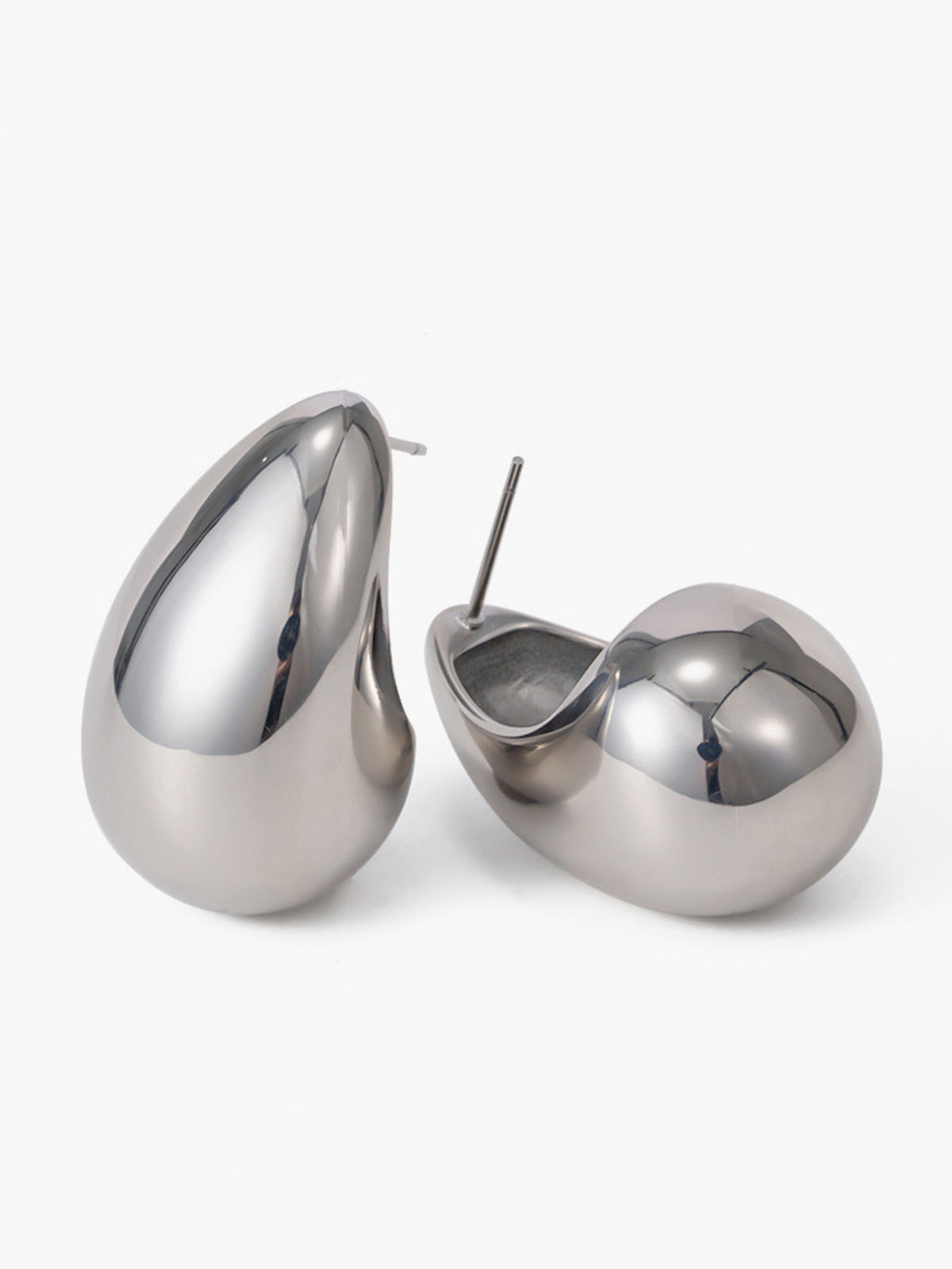 Xaria | Elegant Teardrop Earrings