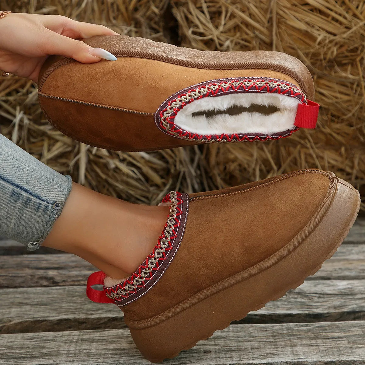 Viola - Flat shoes made of fur