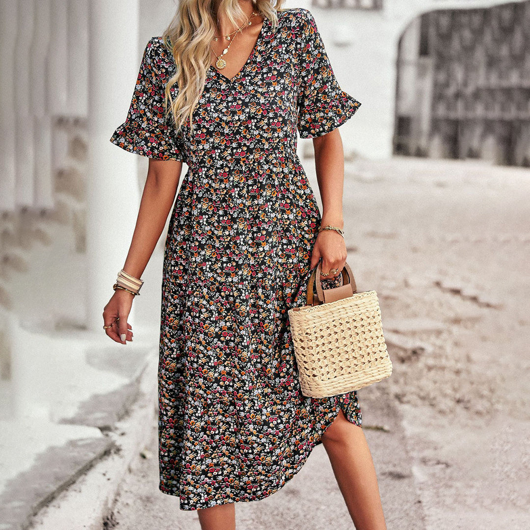 Boho Summer Dress with Floral Print and V-Neck – Light Mid-Length Dress with Short Sleeves for Women