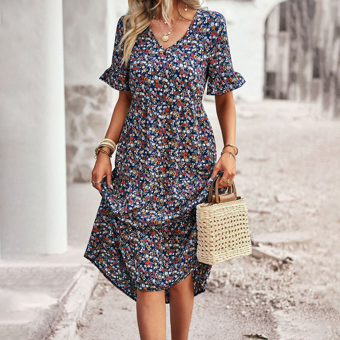 Boho Summer Dress with Floral Print and V-Neck – Light Mid-Length Dress with Short Sleeves for Women