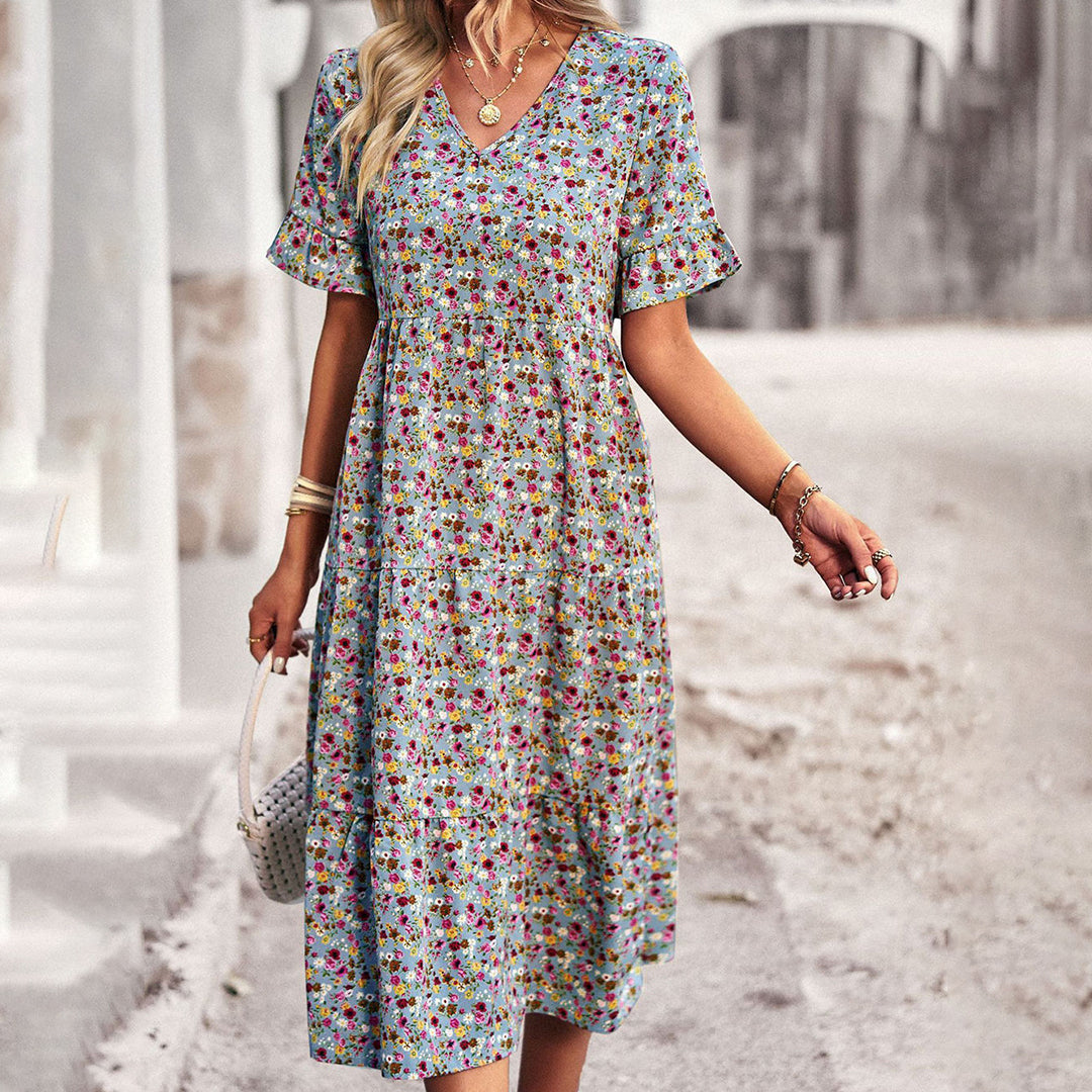 Boho Summer Dress with Floral Print and V-Neck – Light Mid-Length Dress with Short Sleeves for Women