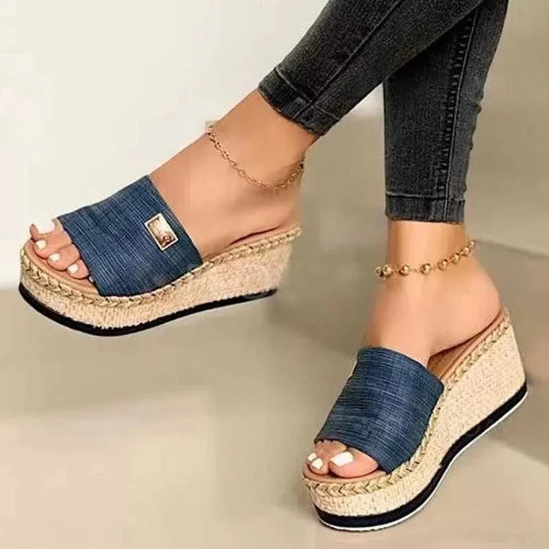 Elsie - The rattan sandal