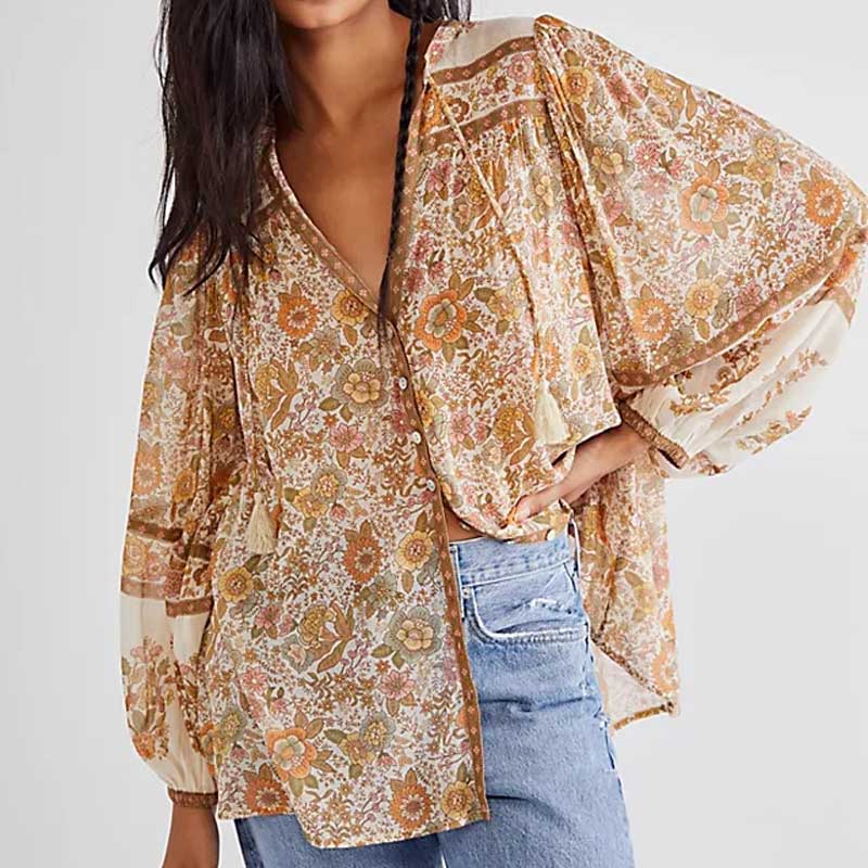 Pawani | Bohemian Blouse With Tassel Details - Relaxed & Stylish