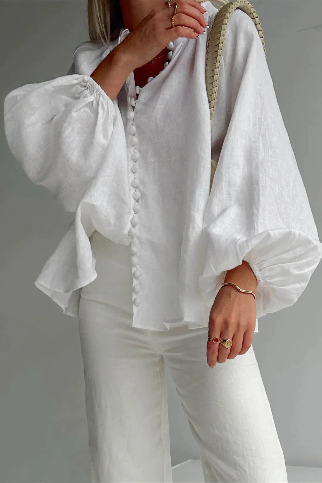 Kate - White shirt