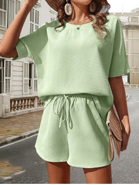 Thalia - Stylish Two-Piece Summer Set for Fashion-Conscious Women