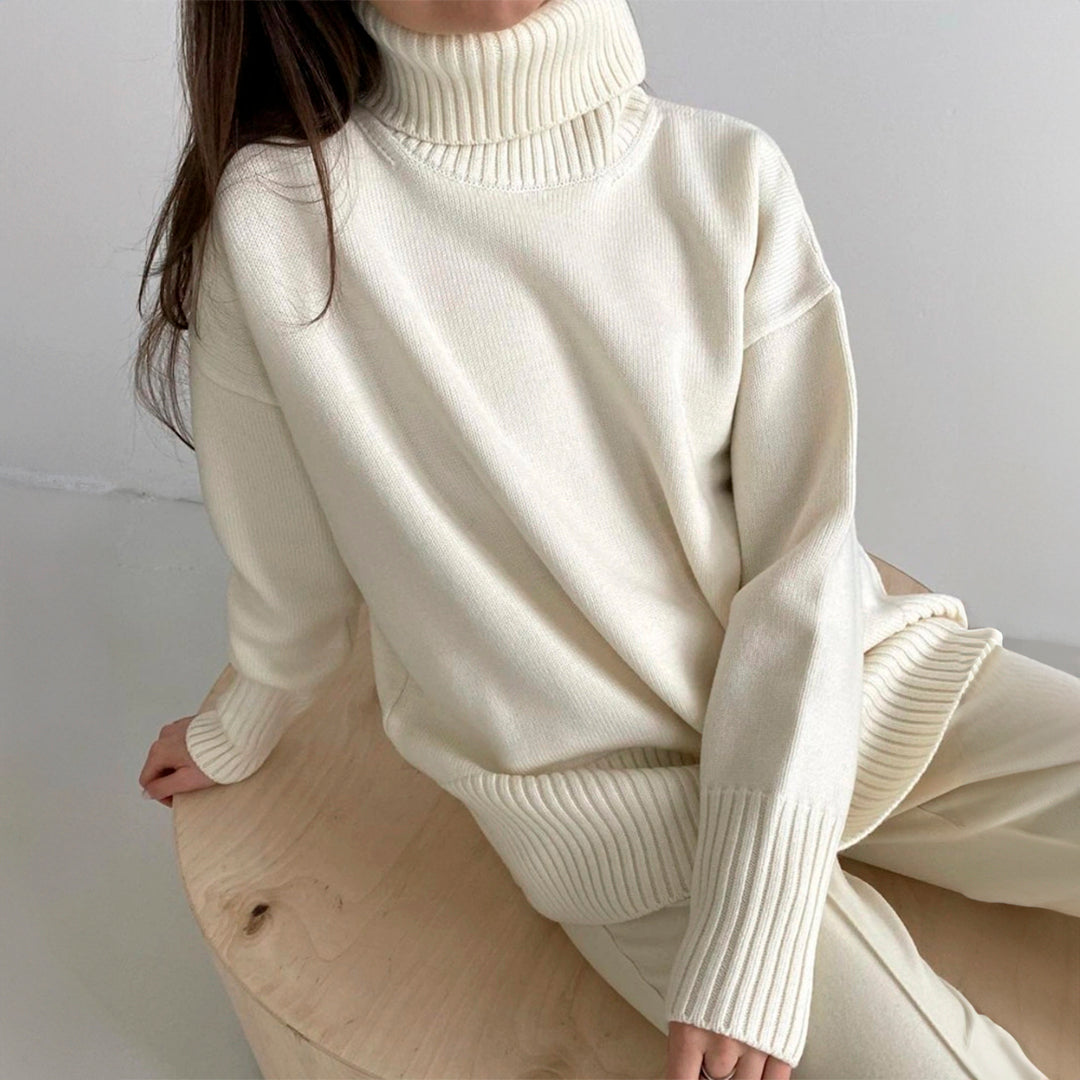 NOVELLE | KNITTED LOOSE TURTLENECK