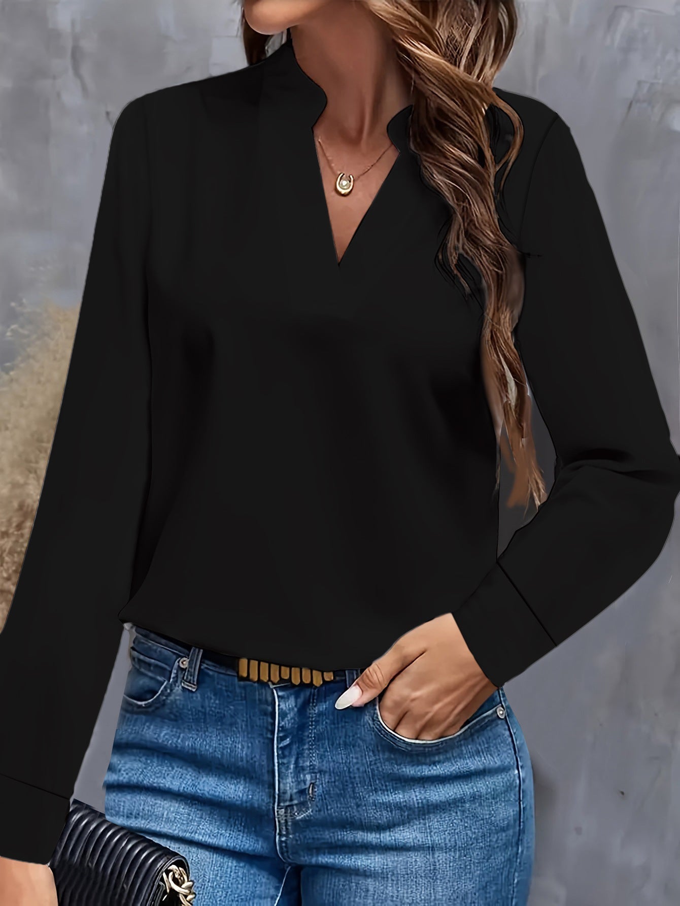 Anouk V-Neck Blouse