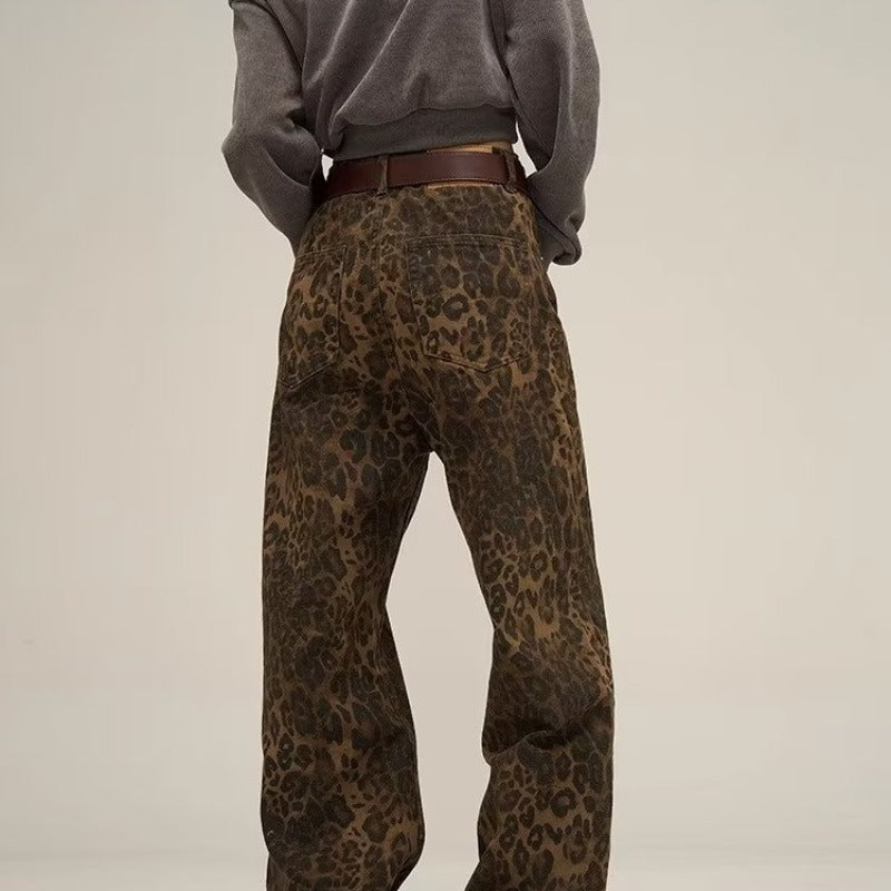 Amina - Stylish denim jeans with leopard print