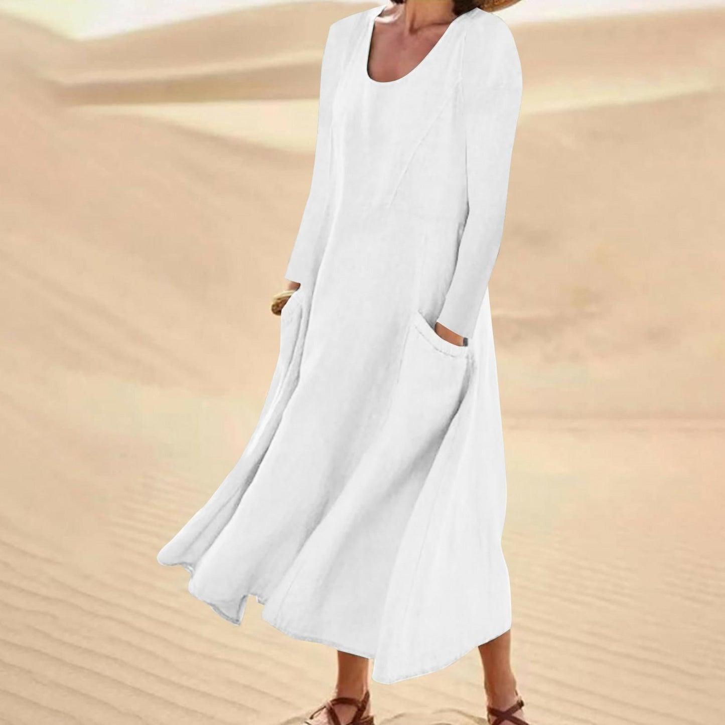Velly - Plain colored dress with long sleeves and a round neckline