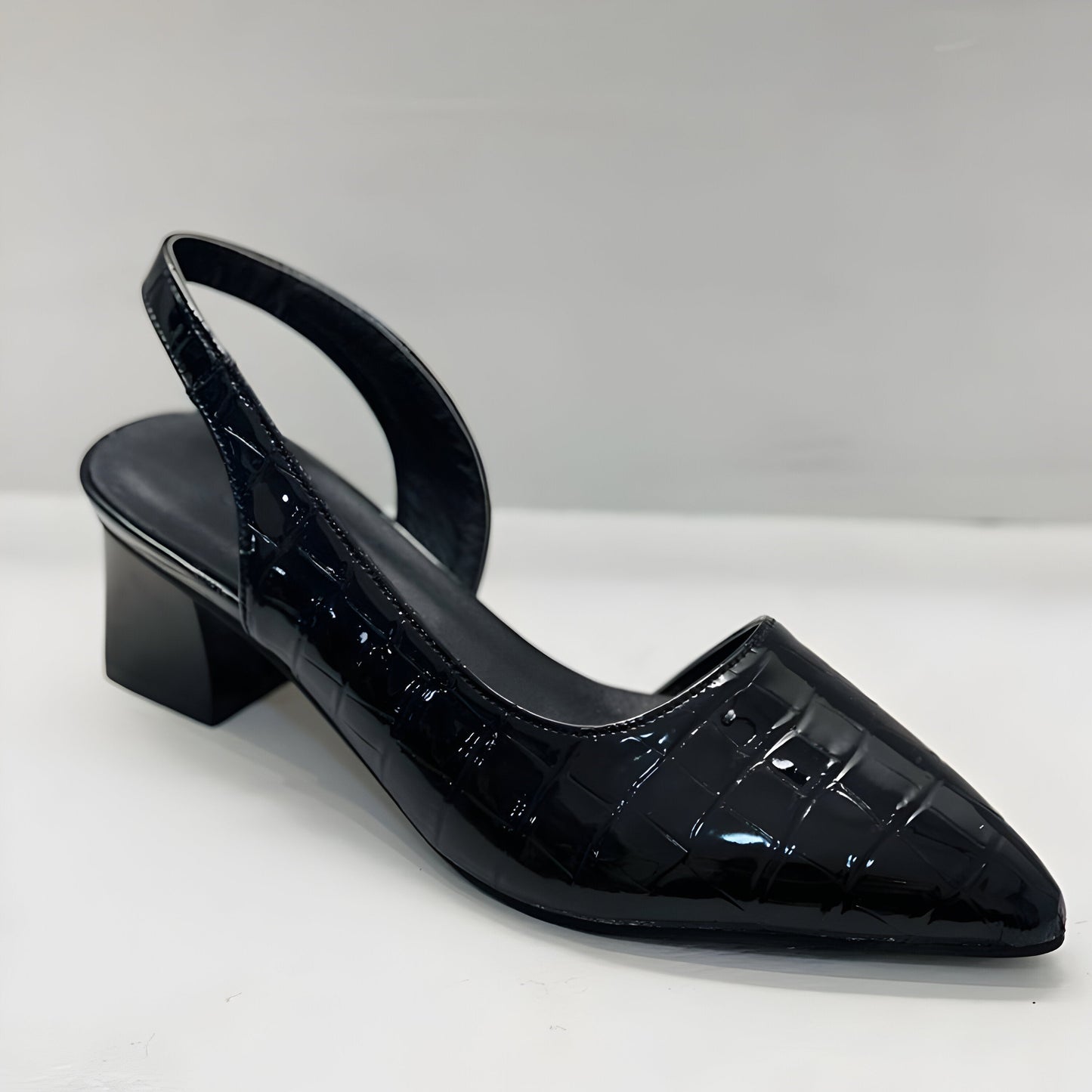 Claudia | Classy Heels