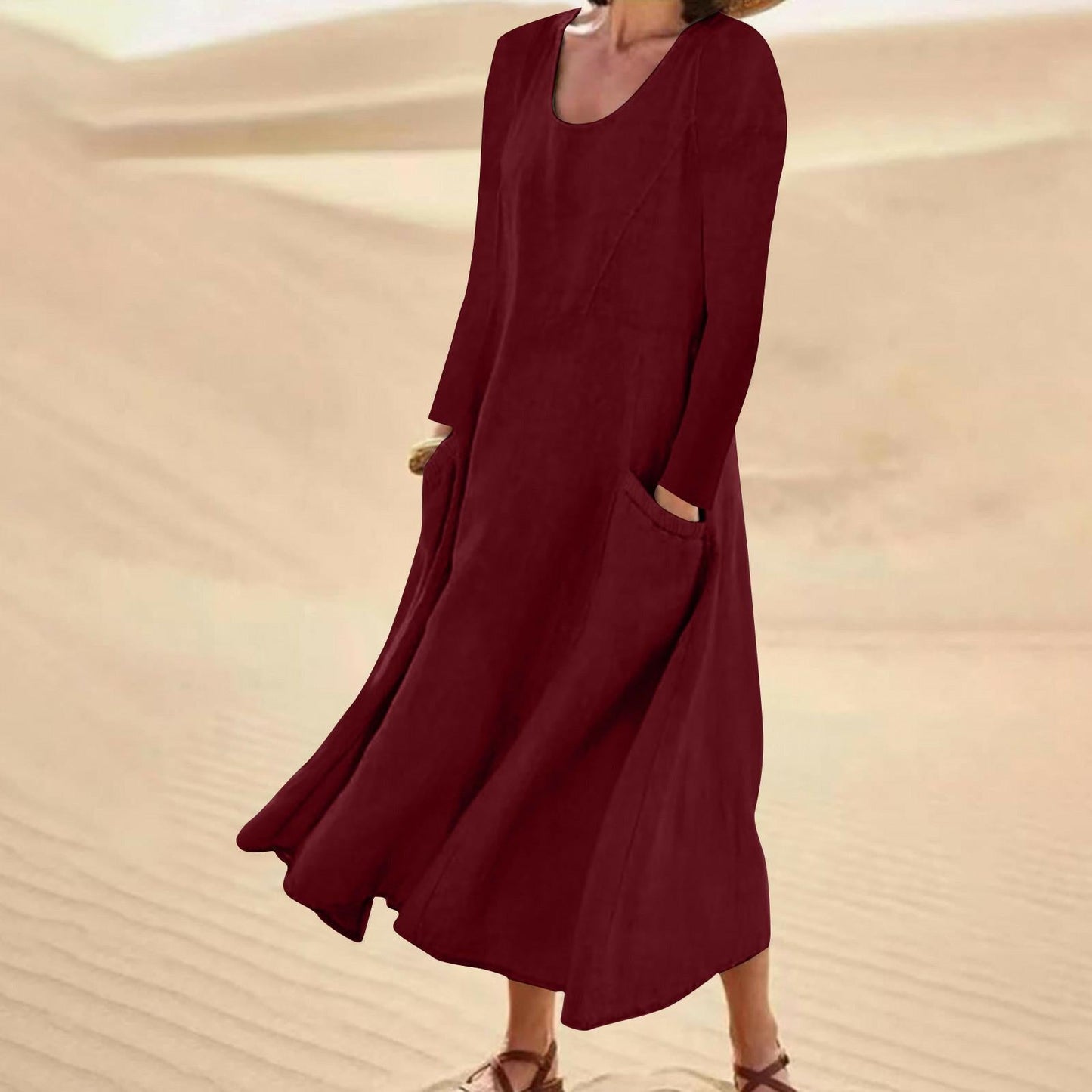 Velly - Plain colored dress with long sleeves and a round neckline