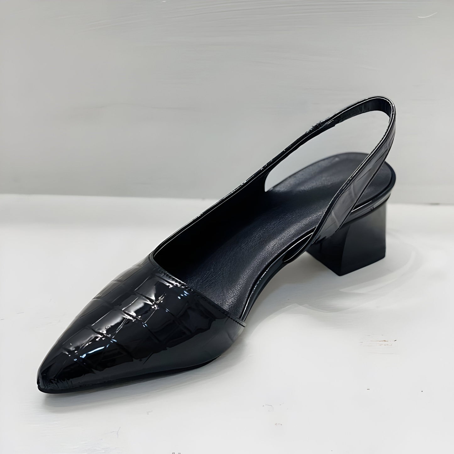 Claudia | Classy Heels