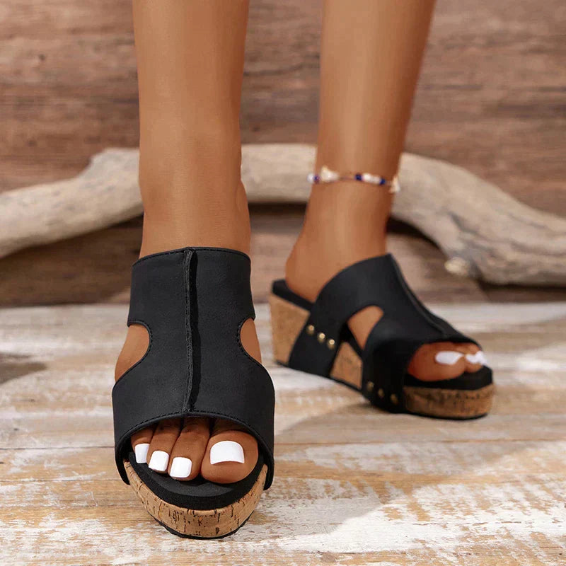 Lucy - Orthopedic sandals