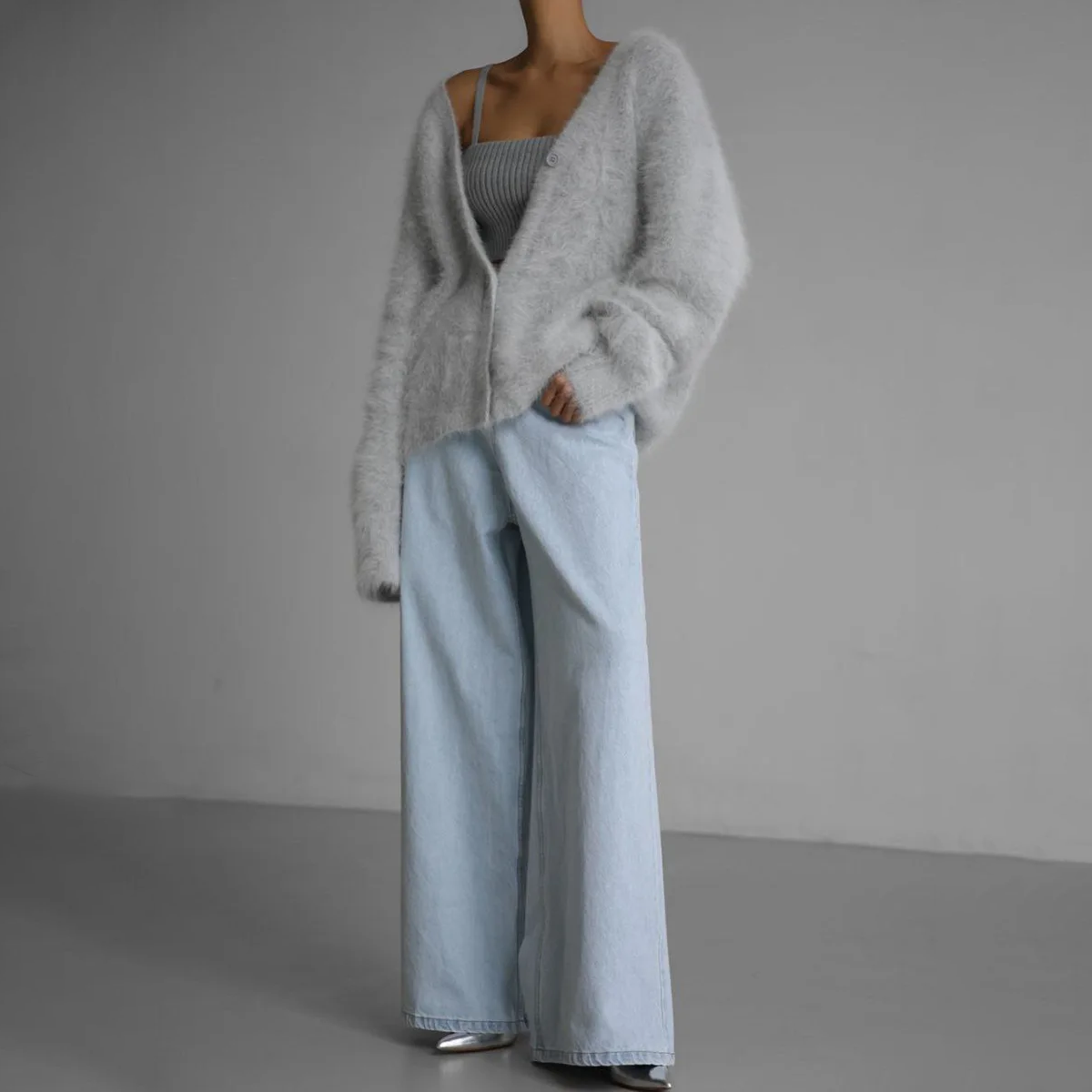 Chic cashmere cardigan Cozy Couture