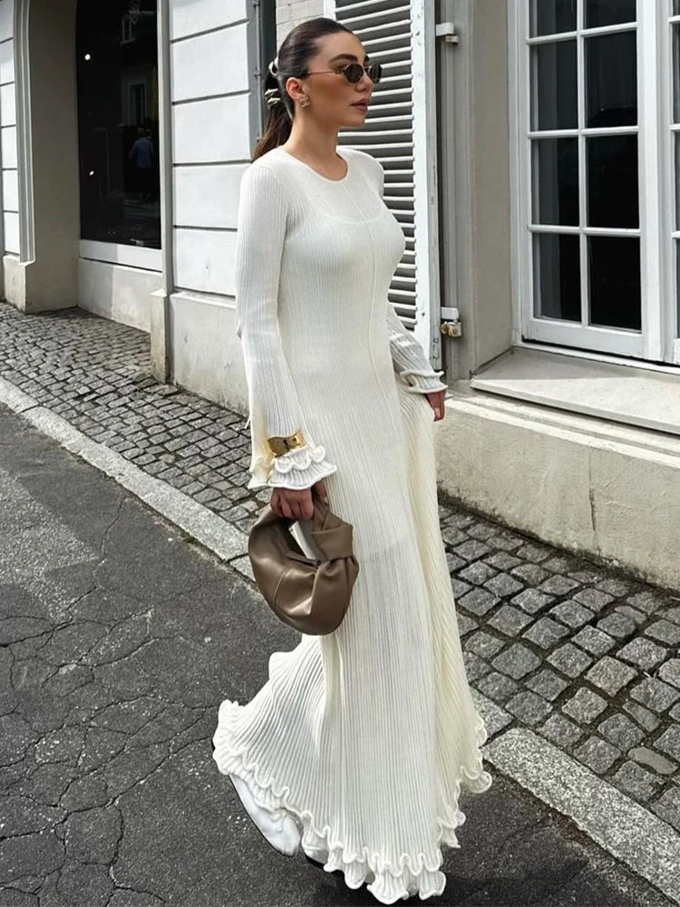 Zora - Knitted maxi dresses with ruffles