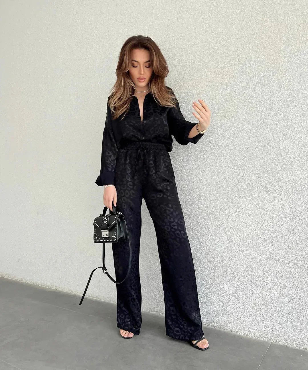 Beatrice - Stylish single-breasted blouse with wide-leg trousers