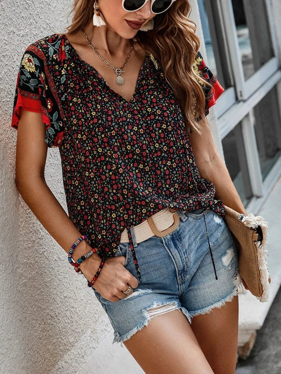 Odette - Summer blouses with floral print