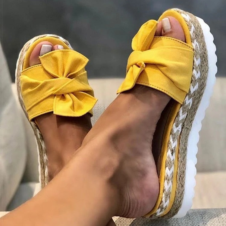 Clossi - Sandals with bow