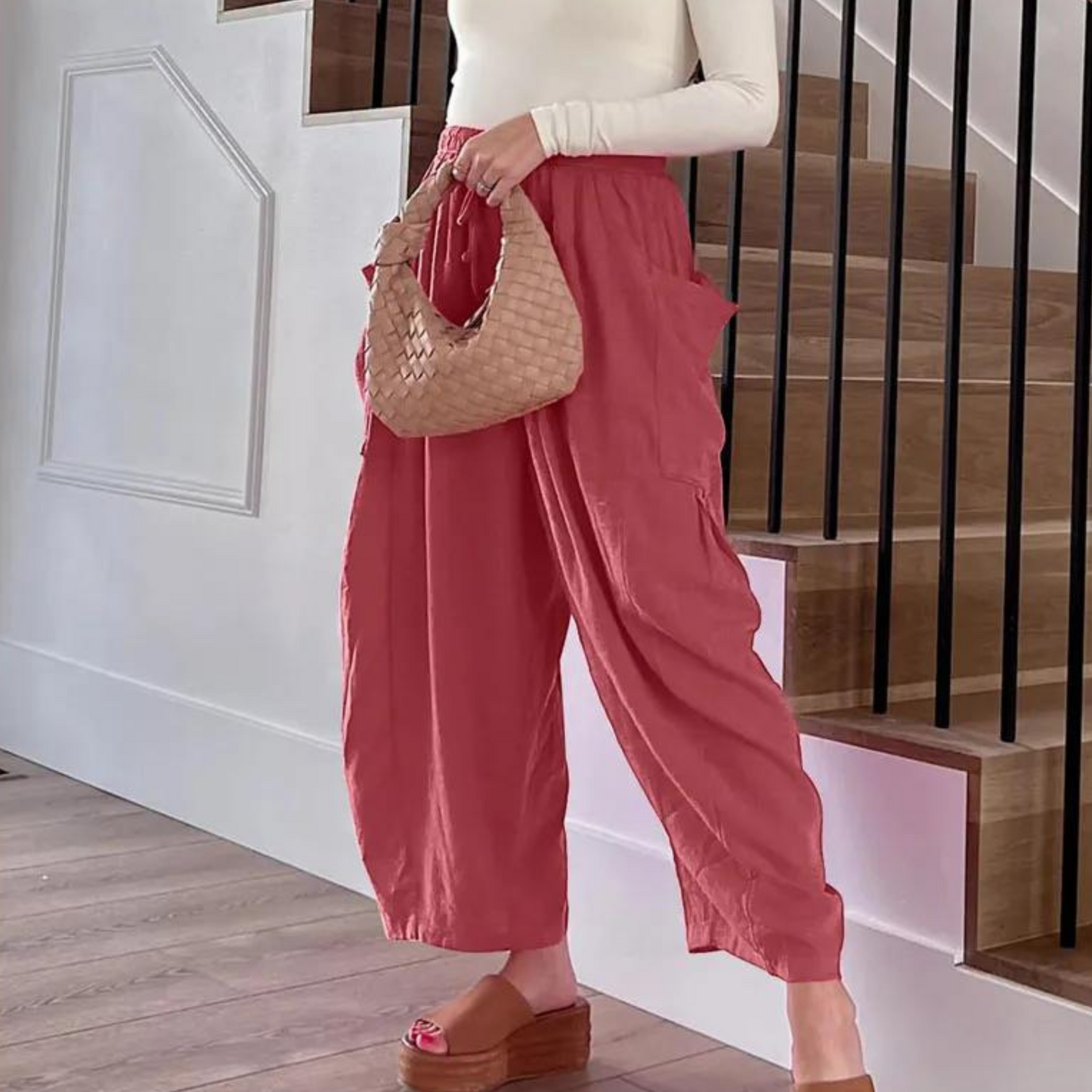 Louinda - Wide leg trousers in cotton and linen with elasticated waistband and pockets