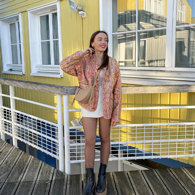 Darla - Fashionable, elegant jacket with print