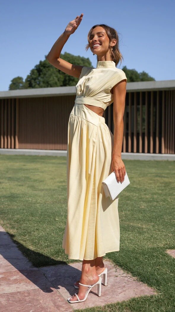Victoria - Elegant midi dress