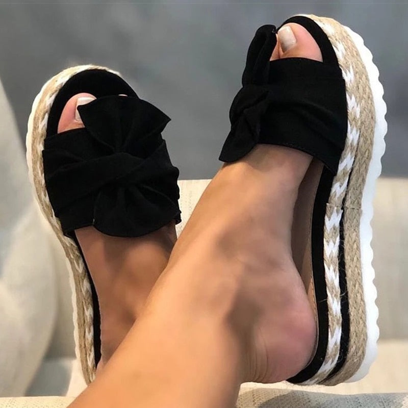 Clossi - Sandals with bow
