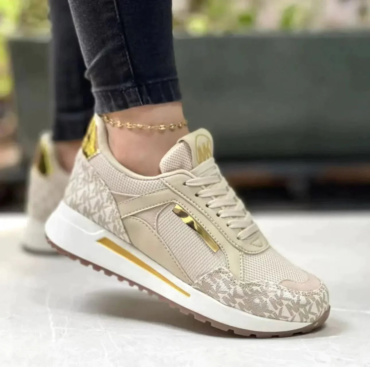 Fiona - Orthopedic sports shoes