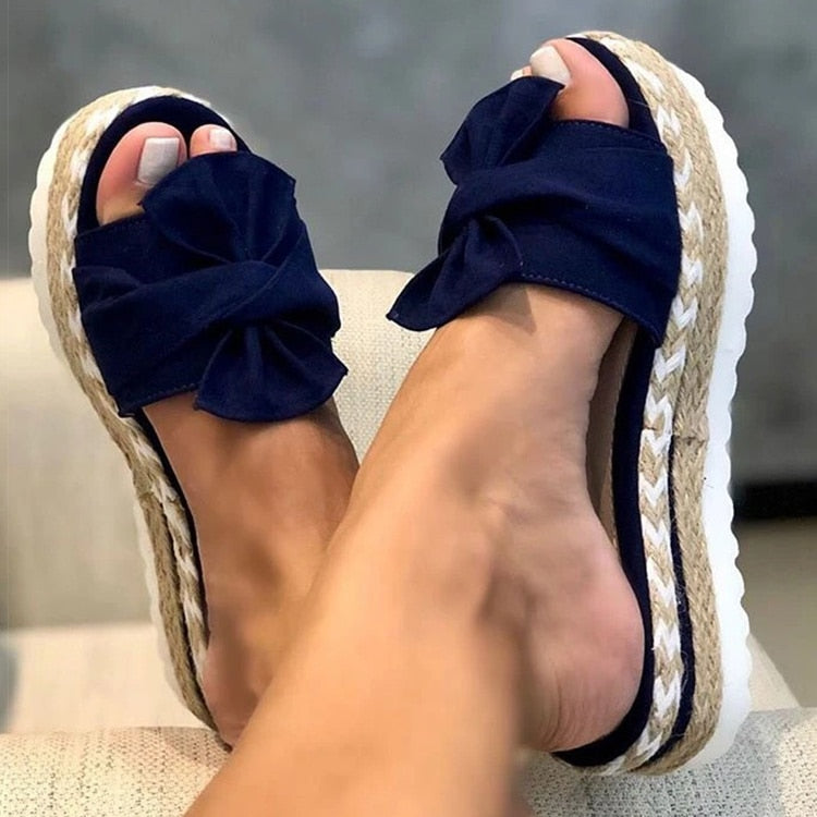 Clossi - Sandals with bow