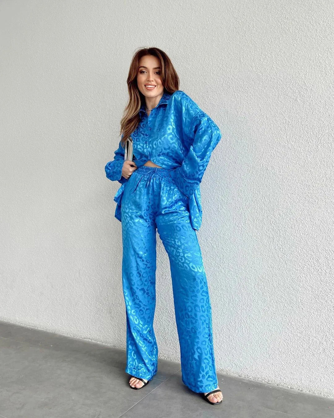 Beatrice - Stylish single-breasted blouse with wide-leg trousers